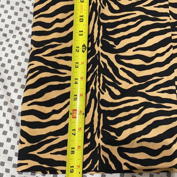 Ivy Jane Zebra EEUC Size 2 Pencil Skirt - Picture 4 of 6